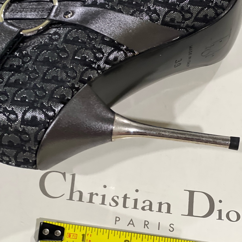 ❤❤NIB CHRISTIAN DIOR Street Chic Heeled Boots NIB - Picture 8 of 8